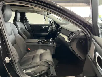 S60 T8 Ultimate Dark Recharge AWD B&W Massage