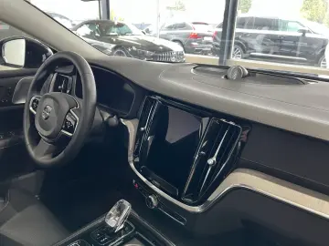 S60 T8 Ultimate Dark Recharge AWD B&W Massage