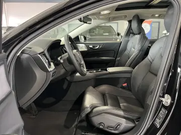 S60 T8 Ultimate Dark Recharge AWD B&W Massage