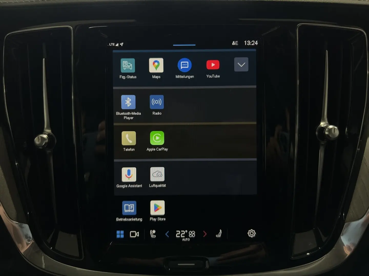 S60 T8 Ultimate Dark Recharge AWD B&W Massage