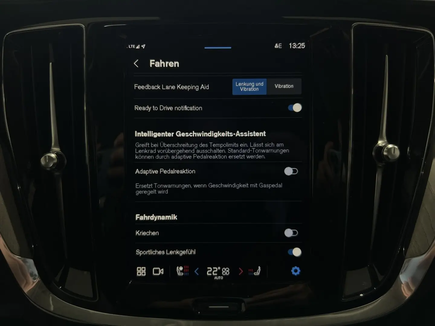 S60 T8 Ultimate Dark Recharge AWD B&W Massage