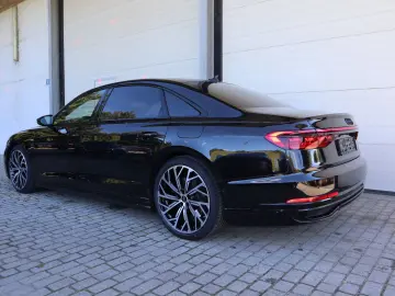 Audi A8L 60 TFSIe lang exclusive