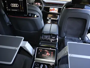 Audi A8L 60 TFSIe lang exclusive
