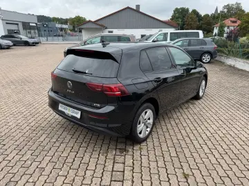Golf VIII Life 1.5 eTSI 7-DSG KAMERA LED HUD