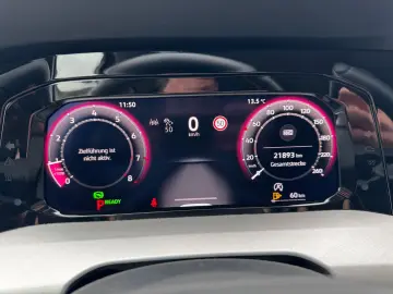Golf VIII Life 1.5 eTSI 7-DSG KAMERA LED HUD