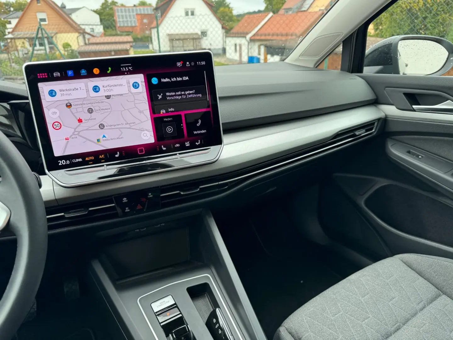 Golf VIII Life 1.5 eTSI 7-DSG KAMERA LED HUD