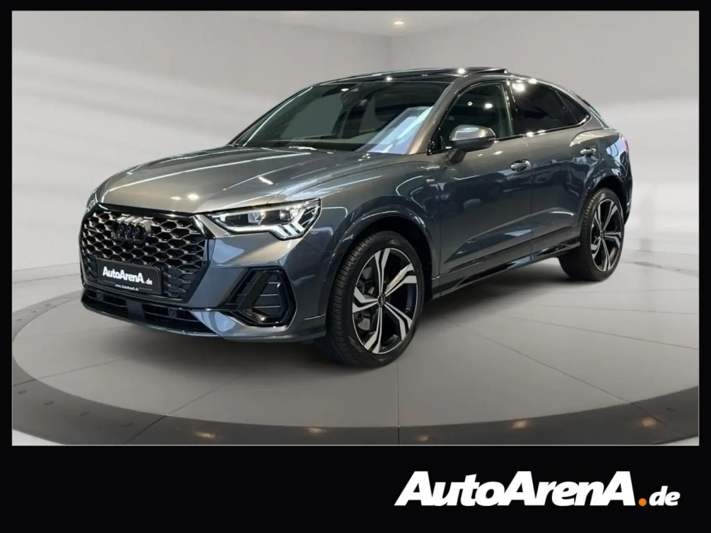 Audi Q3 40 TDI quattro S line Sportback **Pano/