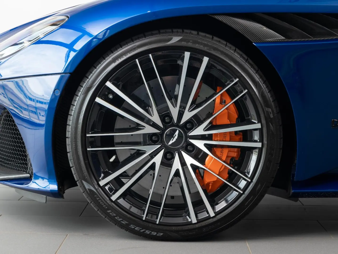 Aston Martin DBS Volante 5.2l V12,  PPF
