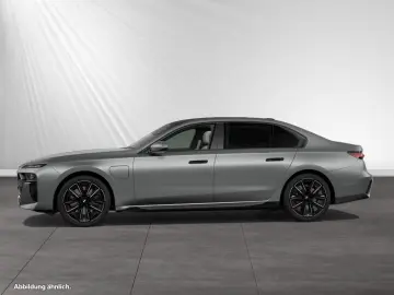 750e xDrive Individual/Frozen|M Sport Pro|B&W