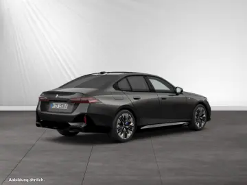550e xDrive M Sport Pro|Pano|B&W|Autobahnass.