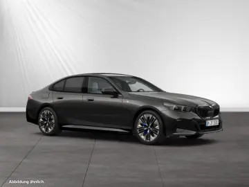 550e xDrive M Sport Pro|Pano|B&W|Autobahnass.