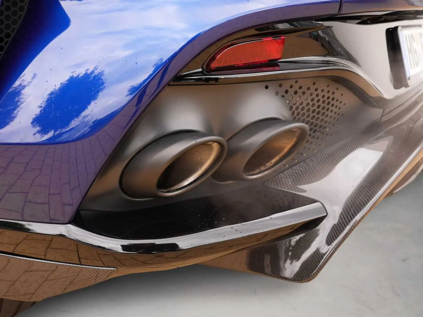 Aston Martin DBX 707 MY 2025