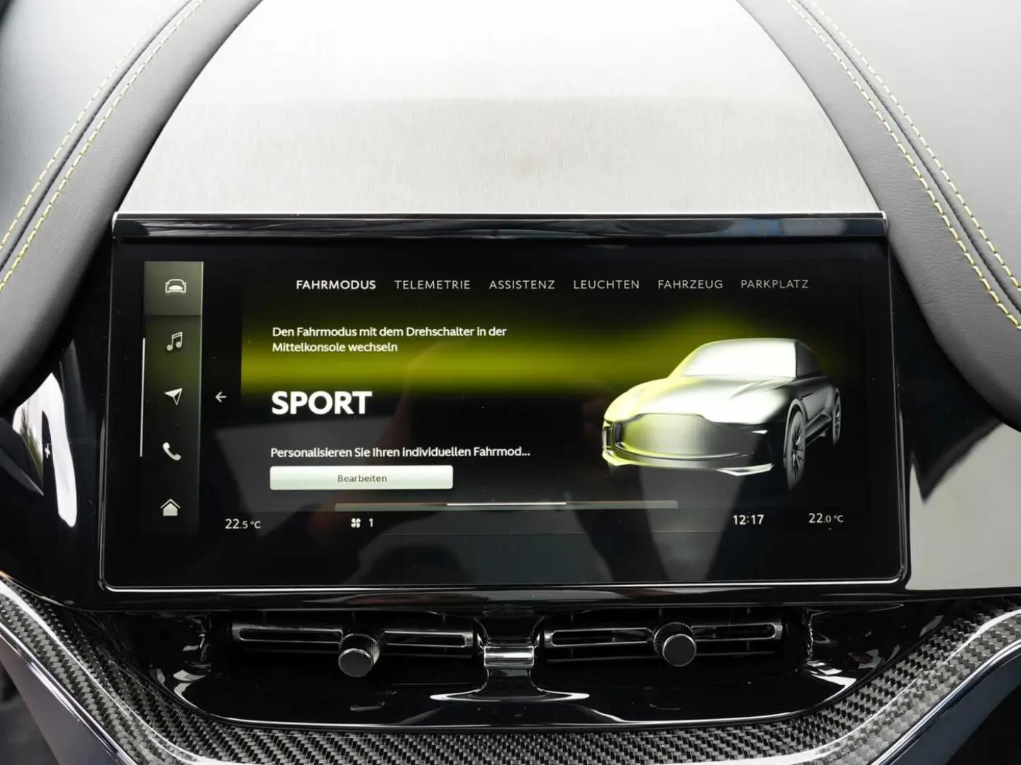 Aston Martin DBX 707 MY 2025