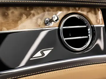 Bentley  Flying Spur S V8