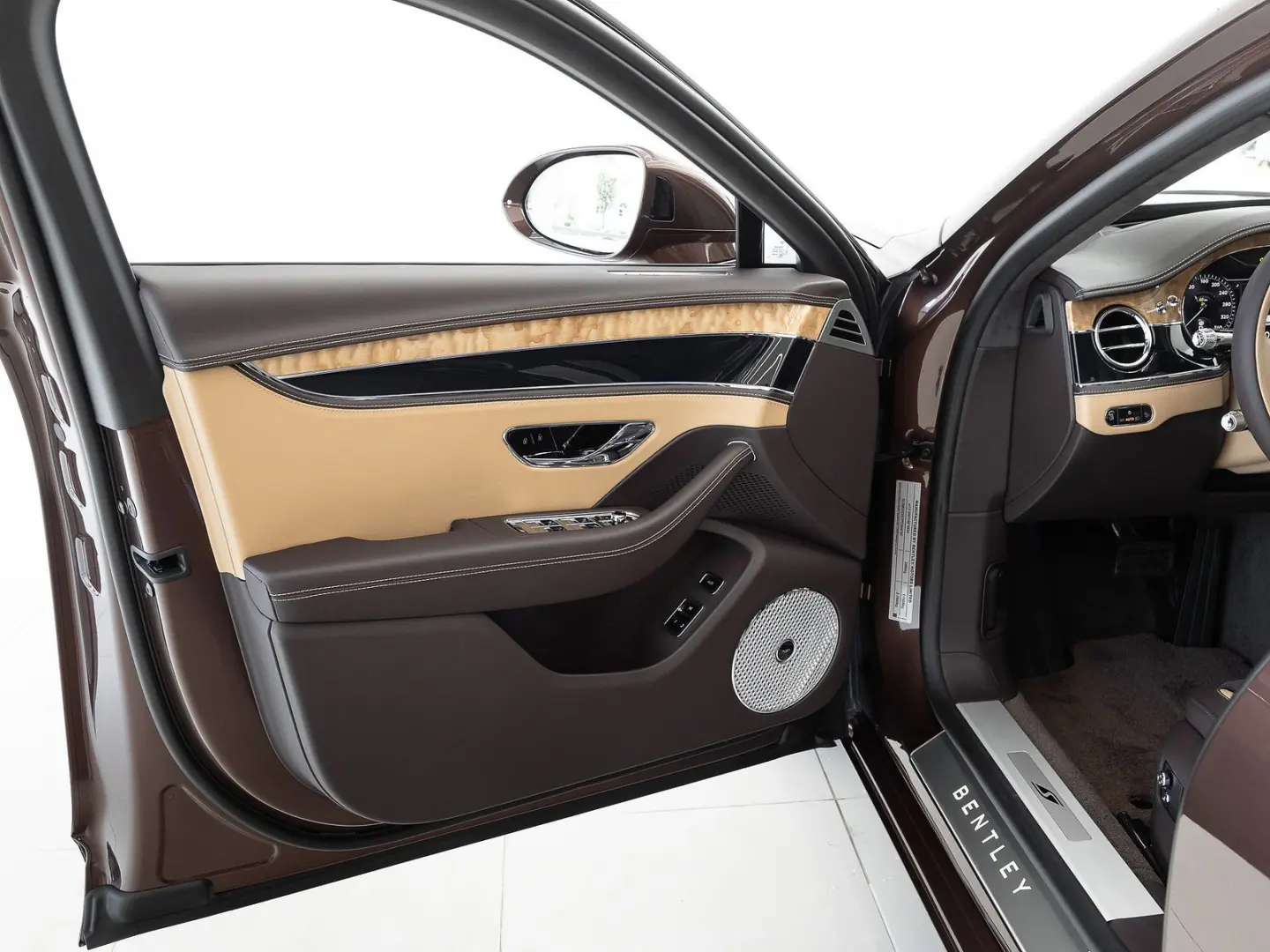Bentley  Flying Spur S V8