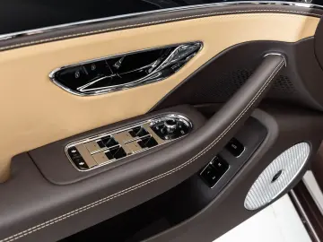 Bentley  Flying Spur S V8