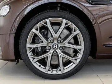 Bentley  Flying Spur S V8