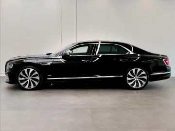 Bentley Flying Spur Azure V8
