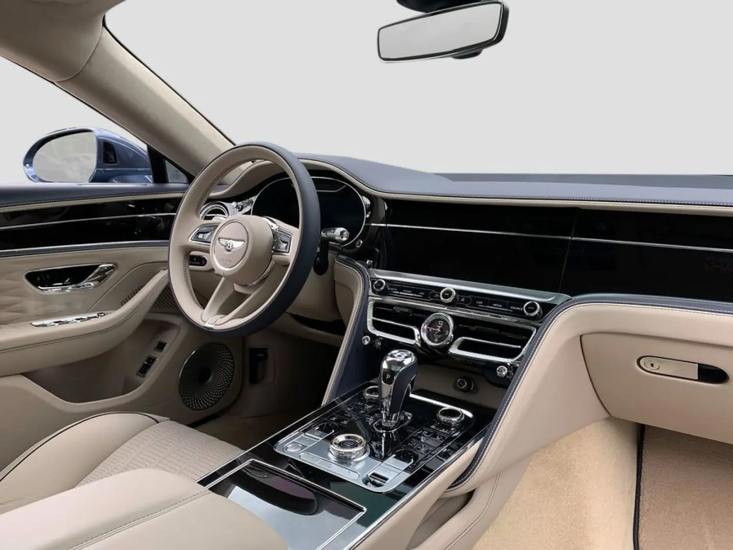 Bentley New Flying Spur V8 Azure