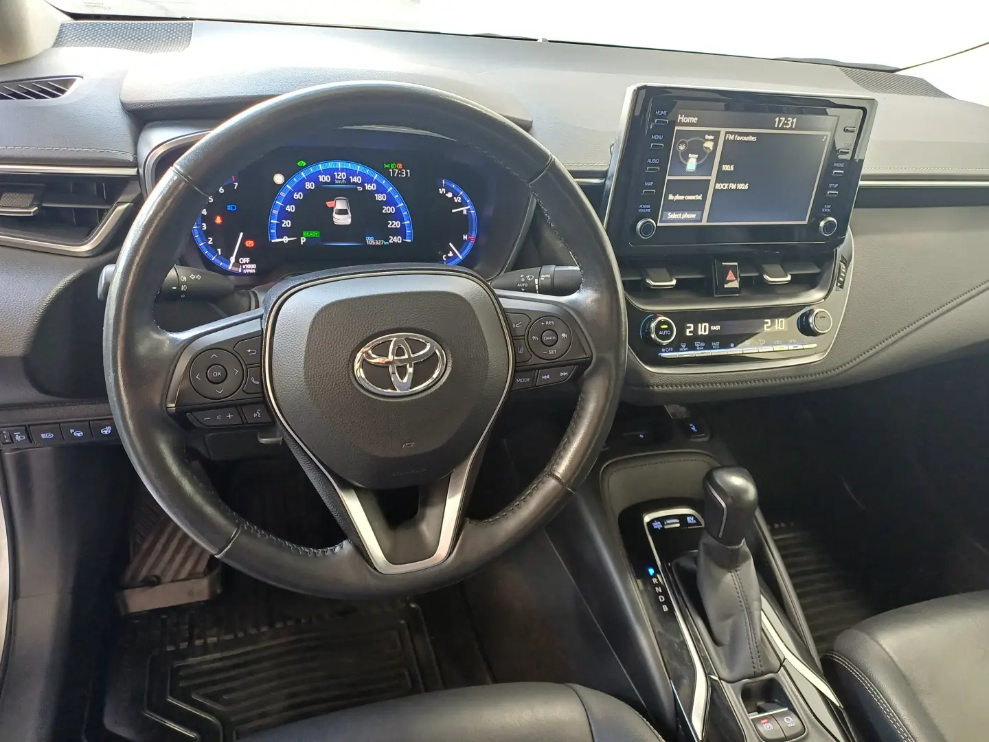 Toyota Corolla 1,8 Hybrid Design