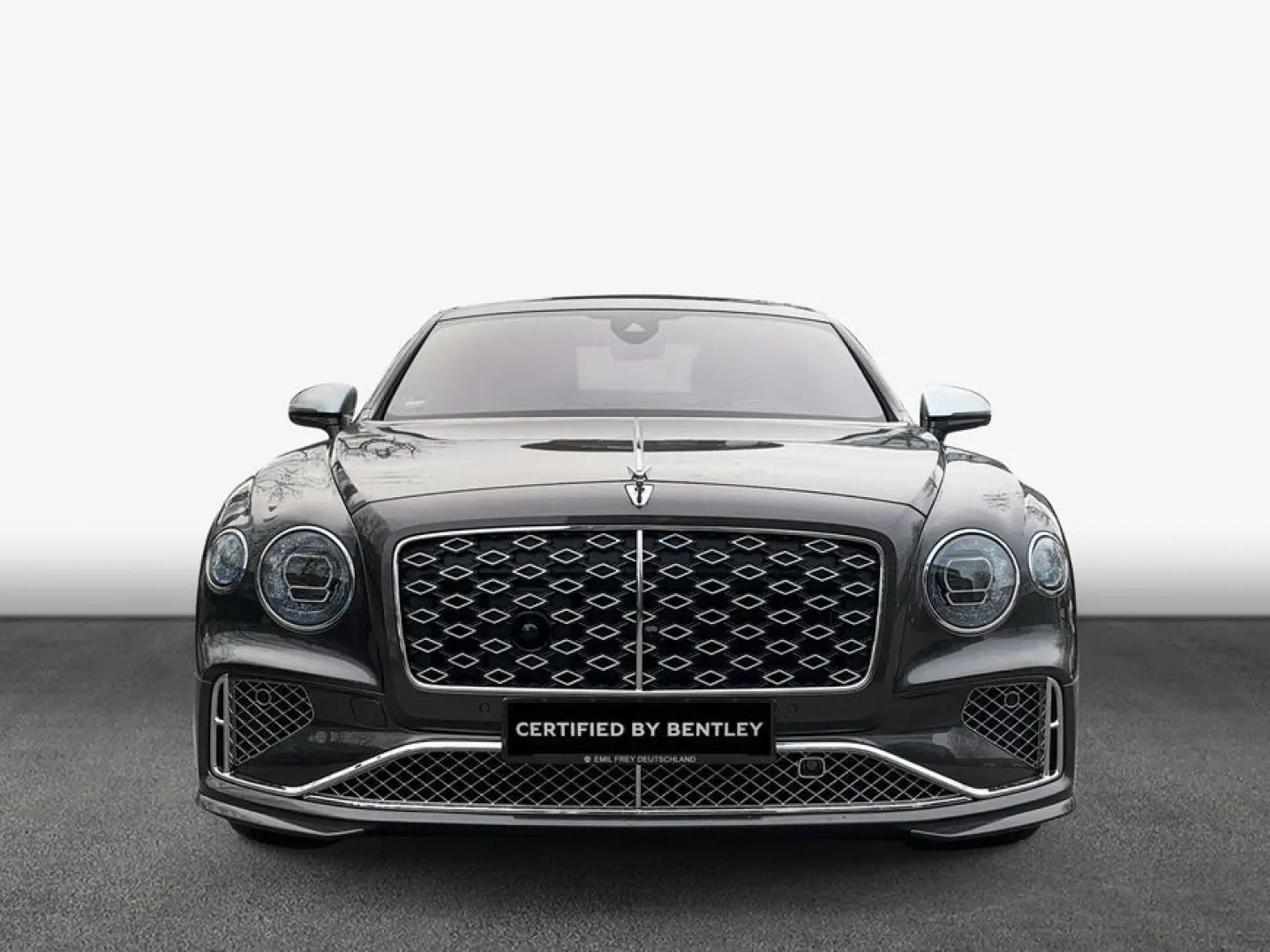 Bentley New Flying Spur V8 Hybrid Mulliner