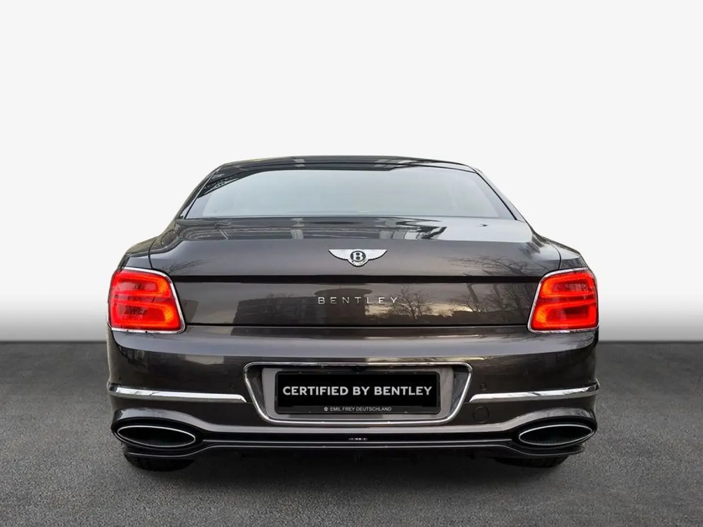 Bentley New Flying Spur V8 Hybrid Mulliner