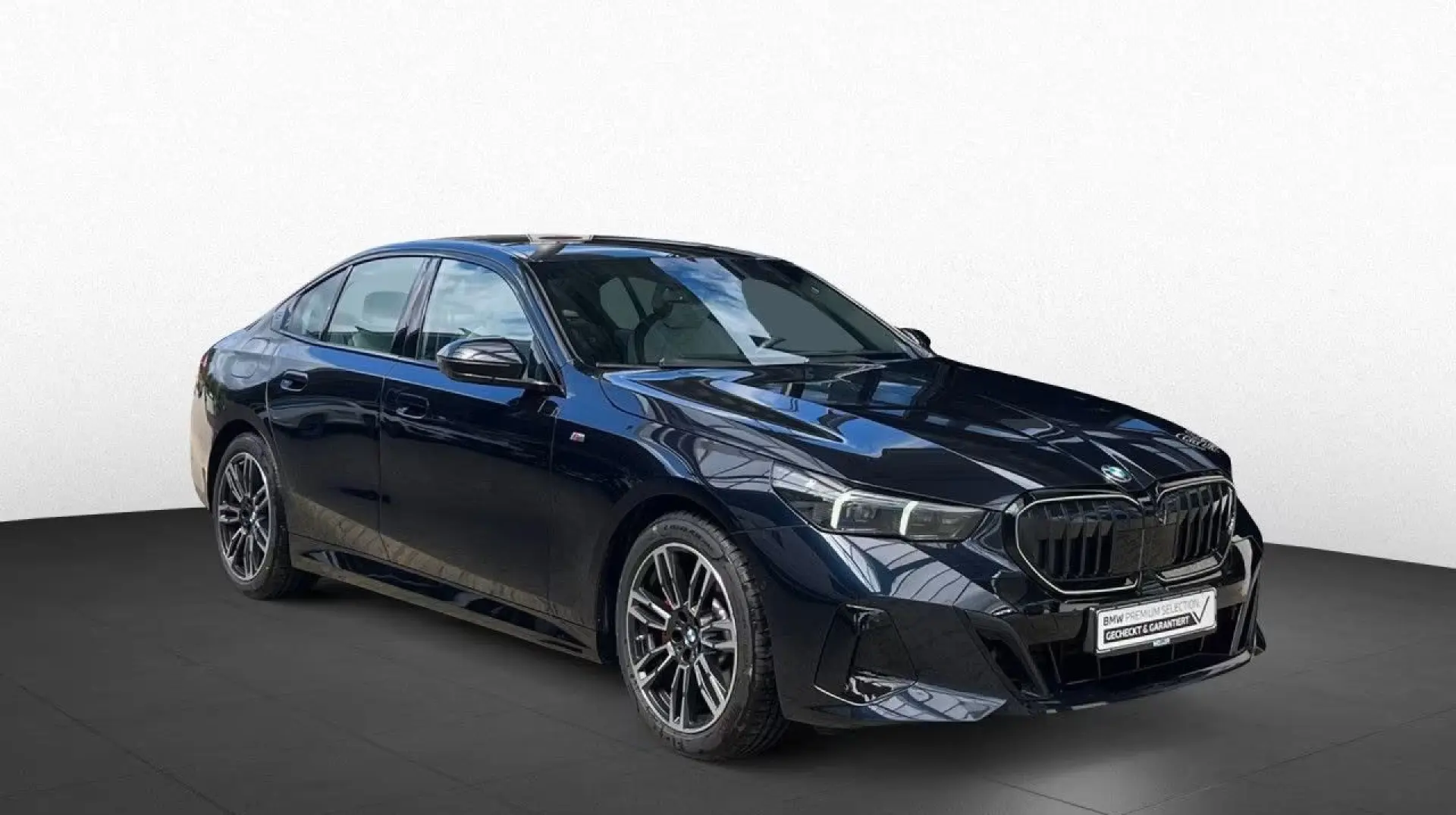 BMW 520i Msport/interior alb/Distronic/HUD