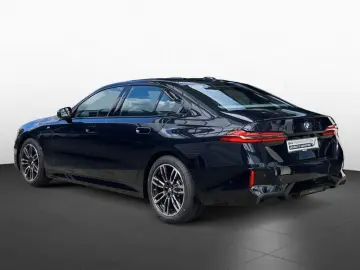 BMW 520i Msport/interior alb/Distronic/HUD