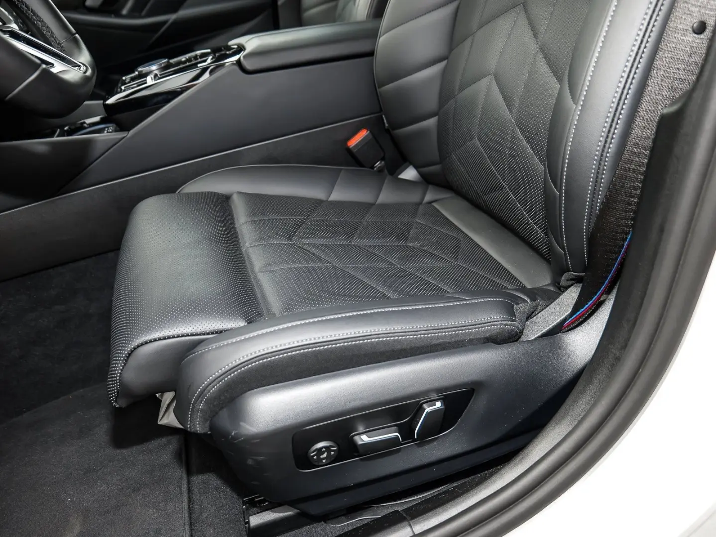 520i M Sport Pro Pano H/K Sitzbel. DA+ Pa+