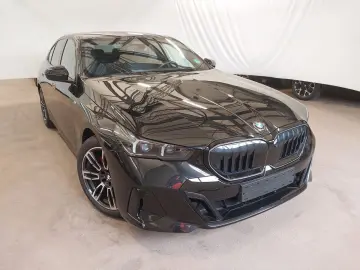 520d M Sport Pro HUD ACC SuView.PanoD.Icon Glow