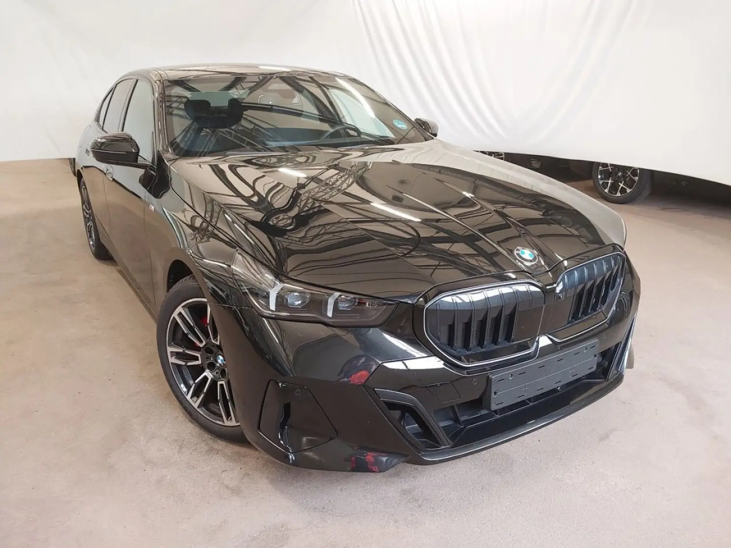 520d M Sport Pro HUD ACC SuView.PanoD.Icon Glow