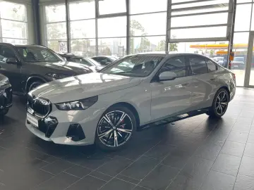 BMW 520 i M Sport Pro A-LED ICONIC 360