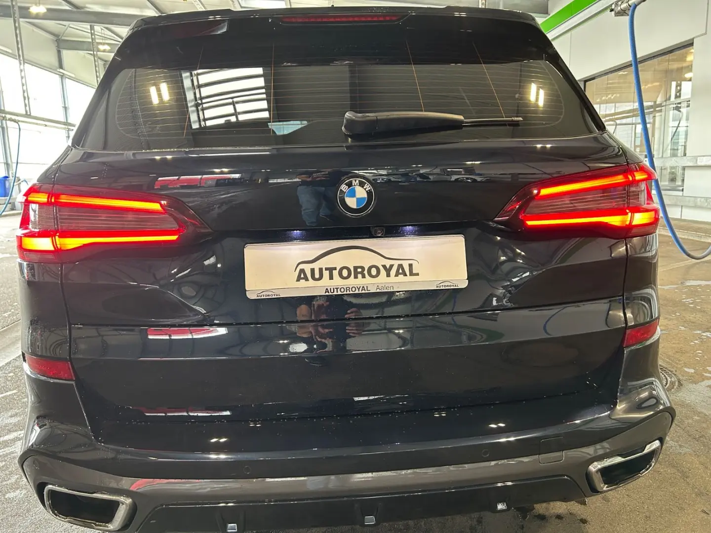 BMW X5 xDrive 40 d M Sport--7 LOCURI