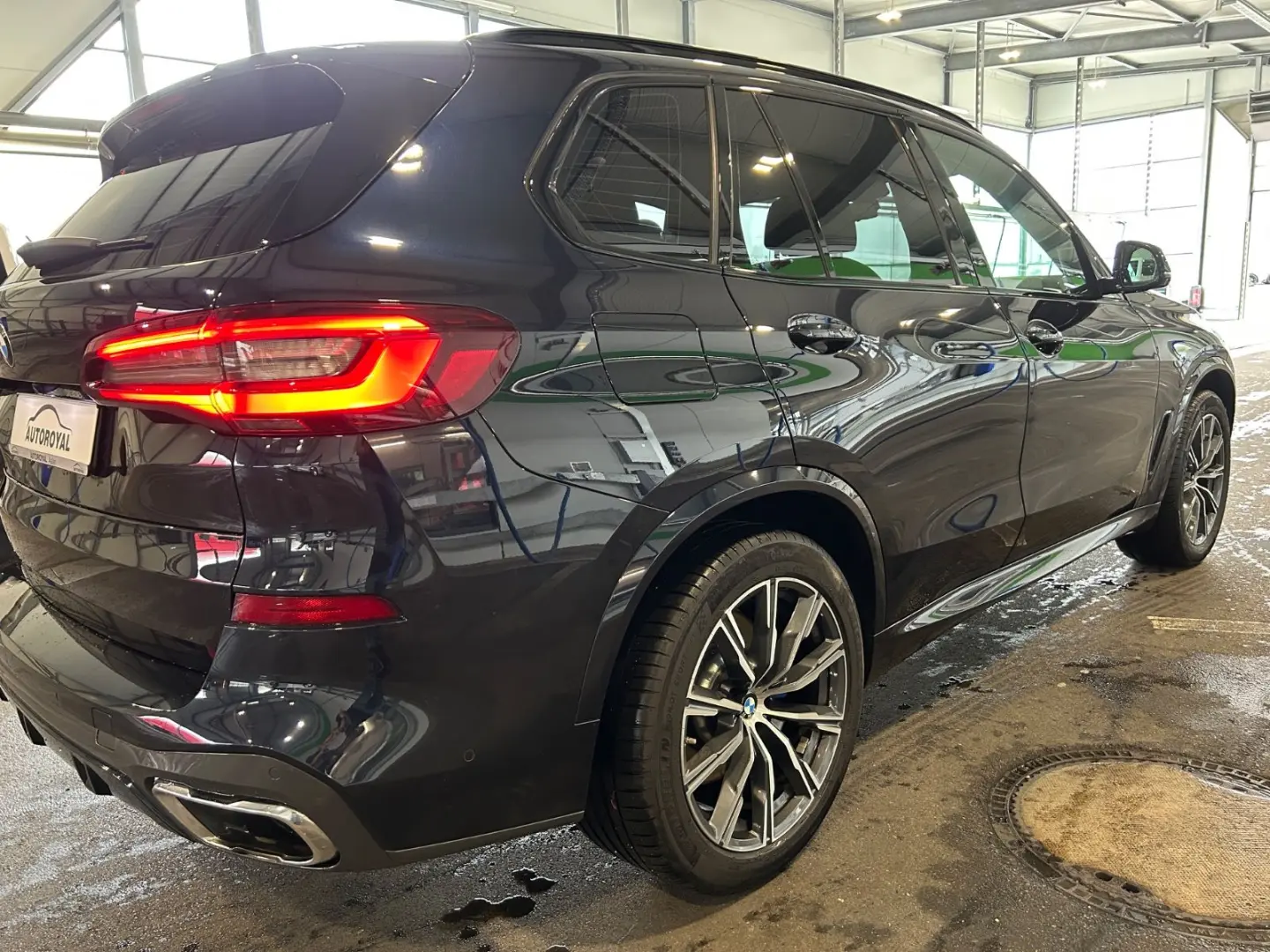BMW X5 xDrive 40 d M Sport--7 LOCURI