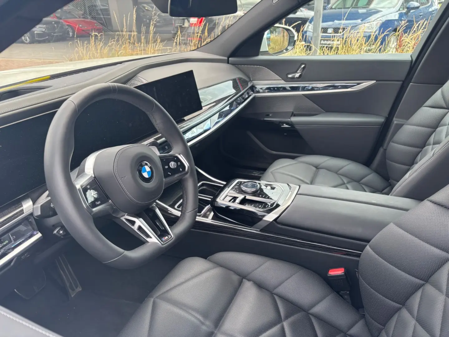 BMW 740 d xDrive MSport AHK SkyDACH