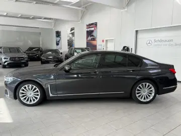 BMW 740 d xDrive ExecutiveDrivePro+HUD+MASSAGE