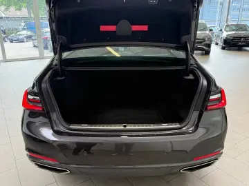 BMW 740 d xDrive ExecutiveDrivePro+HUD+MASSAGE