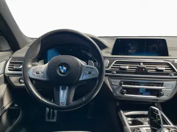 730d xDr. M Sport LiCoPro HUD PA+ SH DAPro Laser