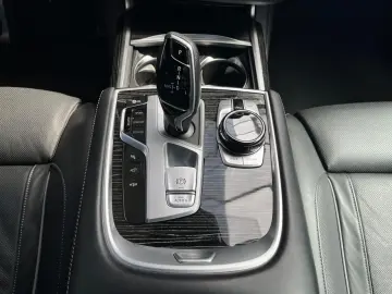 730d xDr. M Sport LiCoPro HUD PA+ SH DAPro Laser