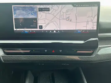 520i M Sport AHK StHz KomfSi Pa+ DAPro HK DAB