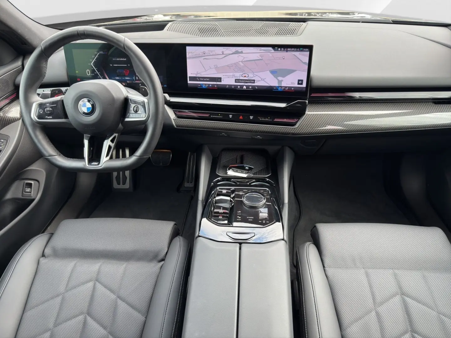 520d M Sport Pro/IconicGlow/Driving+/Parking+/AH