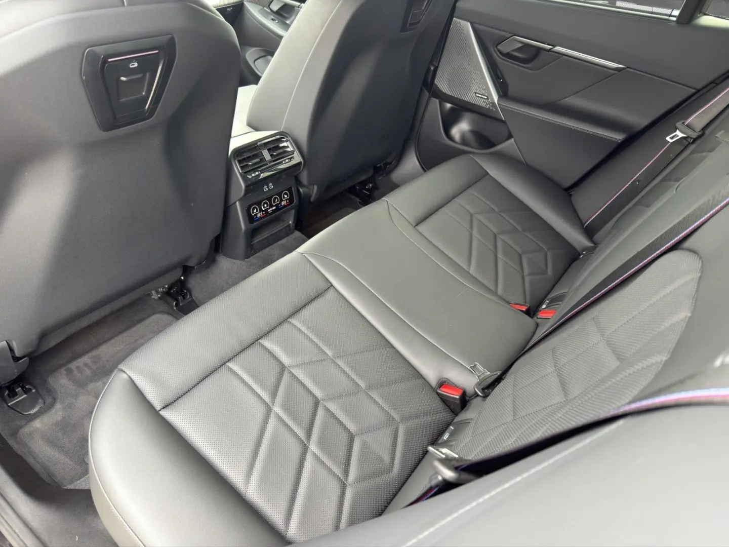 520d M Sport Pro/IconicGlow/Driving+/Parking+/AH