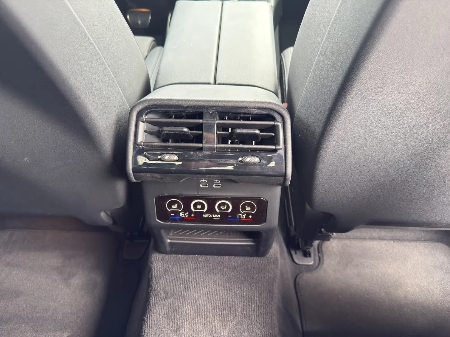 520d M Sport Pro/IconicGlow/Driving+/Parking+/AH