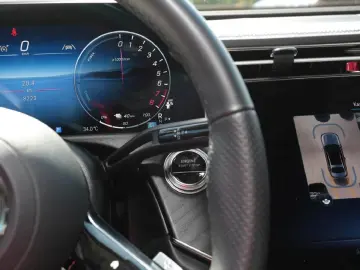 E 400 e 4M AMG Sitzklima Distronic Memory 360°