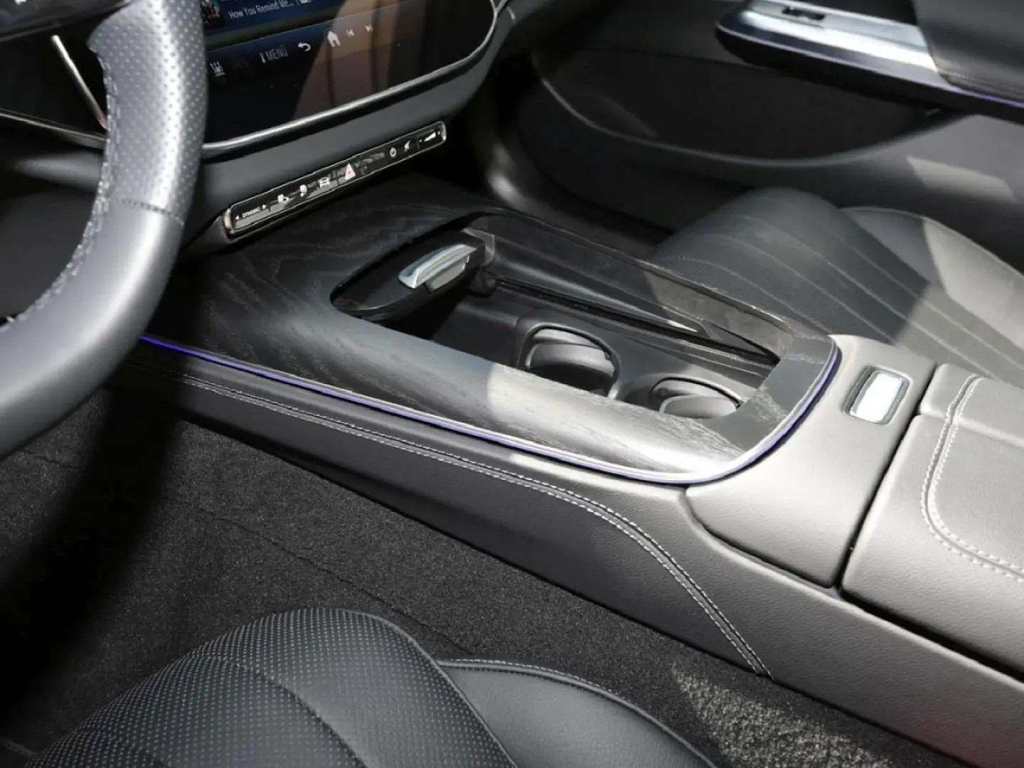 E 400 e 4M AMG Sitzklima Distronic Memory 360°