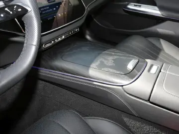 E 400 e 4M AMG Sitzklima Distronic Memory 360°