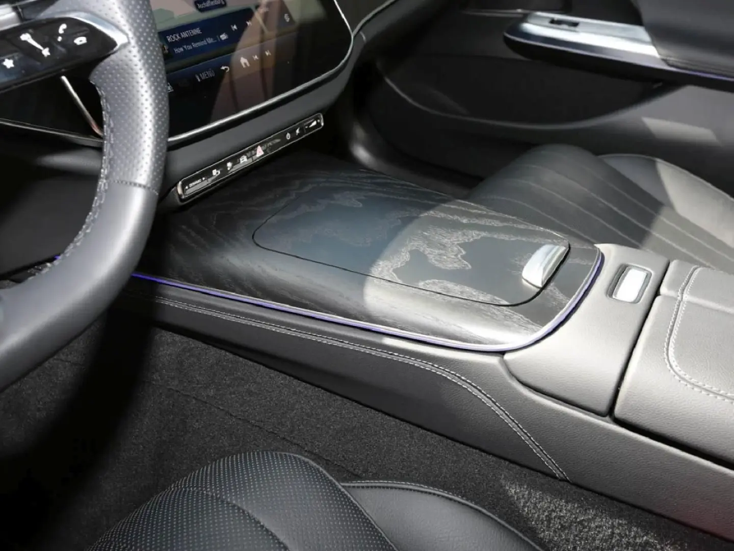 E 400 e 4M AMG Sitzklima Distronic Memory 360°