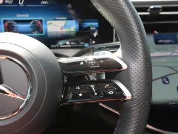 E 400 e 4M AMG Sitzklima Distronic Memory 360°