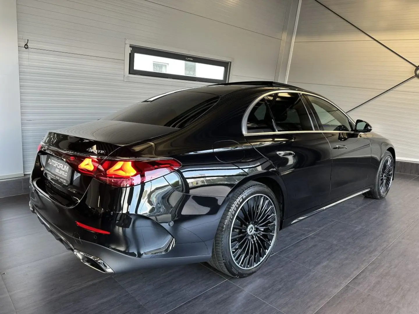 E 300 de 4M AMG Premium|Pano|HUD|Distr.+|LM20