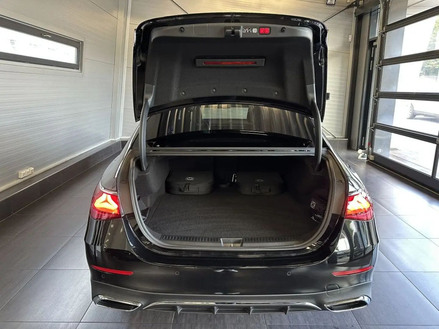 E 300 de 4M AMG Premium|Pano|HUD|Distr.+|LM20